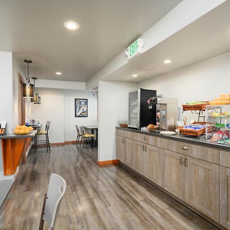 Cocusa Motel Burlington Ngoại thất bức ảnh